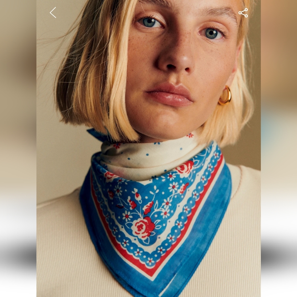 Sezane Scarf - Picture 2 of 3